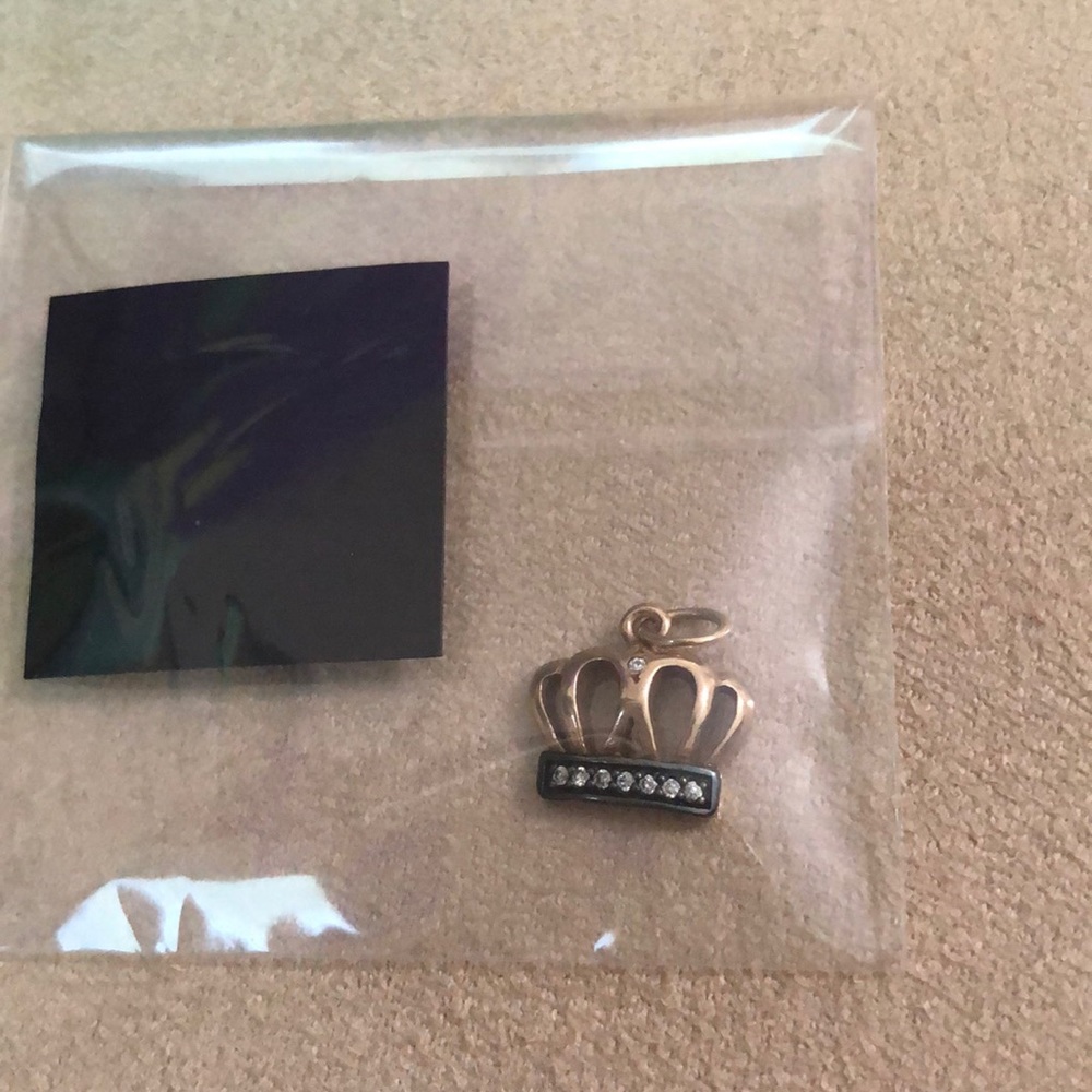 Stella & Dot crown charm